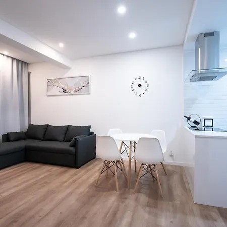 Hm - Housemirage Paco de Arcos